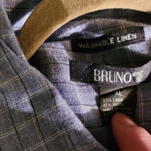 Bruno Linen/cotton Men's button down shirt W/chest buttoned pocket, XL, like new